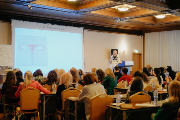 Мужской фактор женского счастья: врачи продолжают интенсивную учебу в Anti-Age Expert